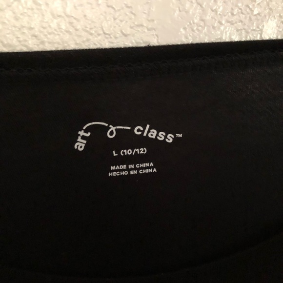 Girls large, black art class tee shirt. - Picture 3 of 3